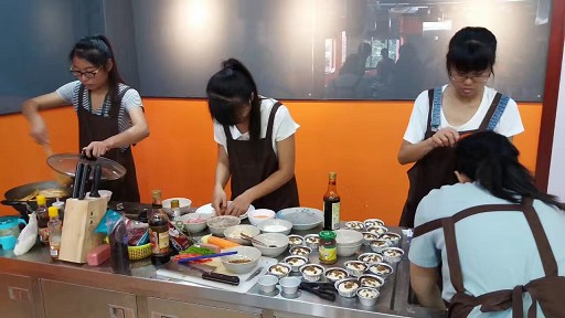 太阳成集团tyc122cc食品加工与烹饪小学期实践成果比拼