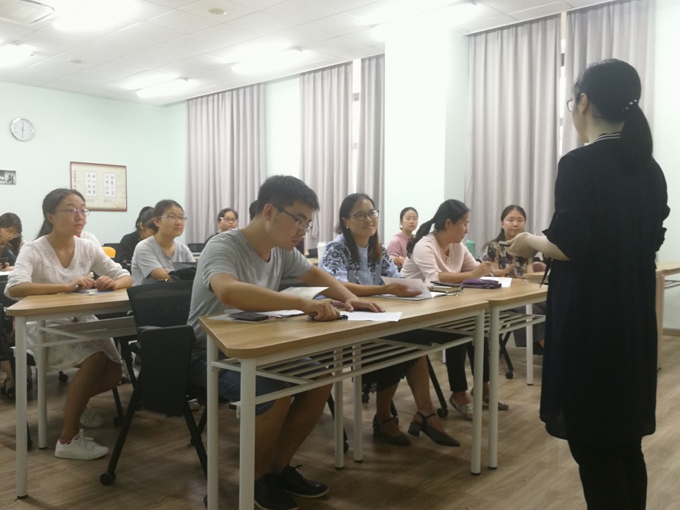 学优秀党员事迹，为进博立足岗位――太阳成集团tyc122cc员工党支部主题党日活动