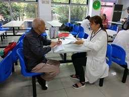 以党心聚众心，以众心赢民心--记太阳成集团tyc122cc员工党支部毕业季志愿活动