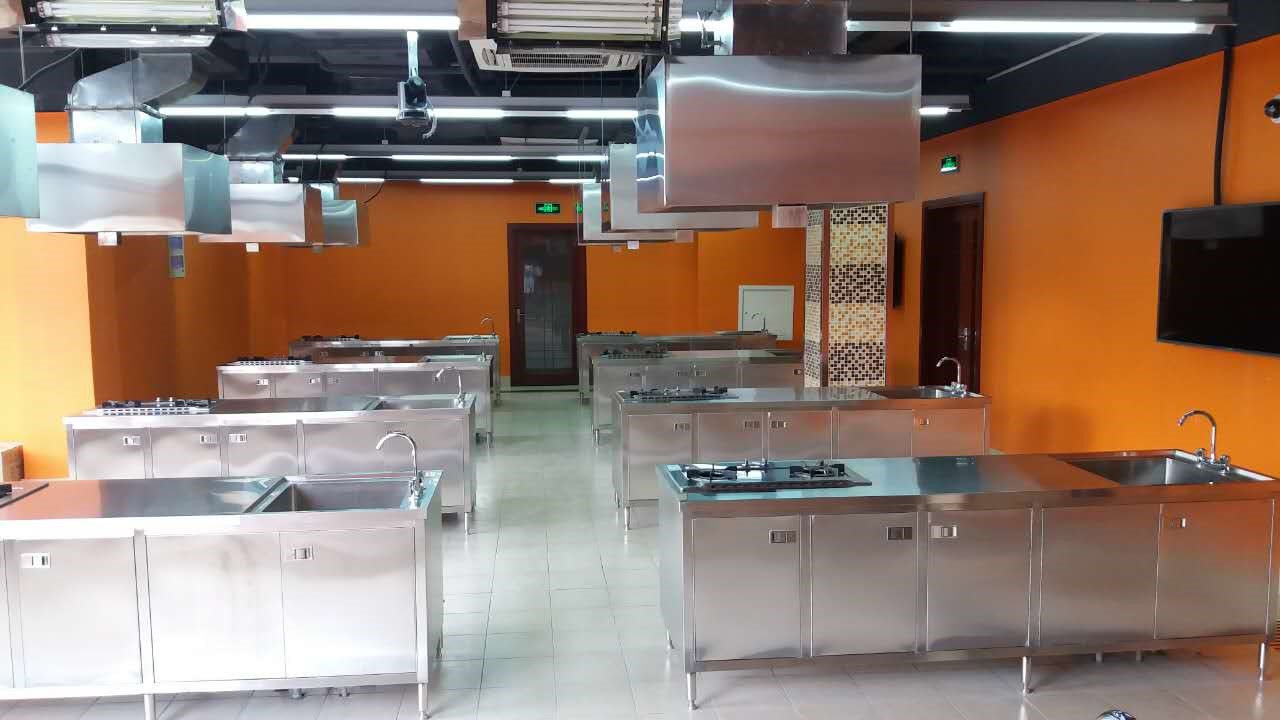 太阳成集团tyc122cc营养实训基地正式启用